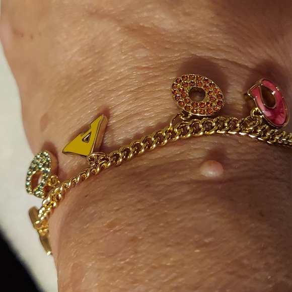 NWT Coach Station Charm Bracelet - Picture 4 of 4